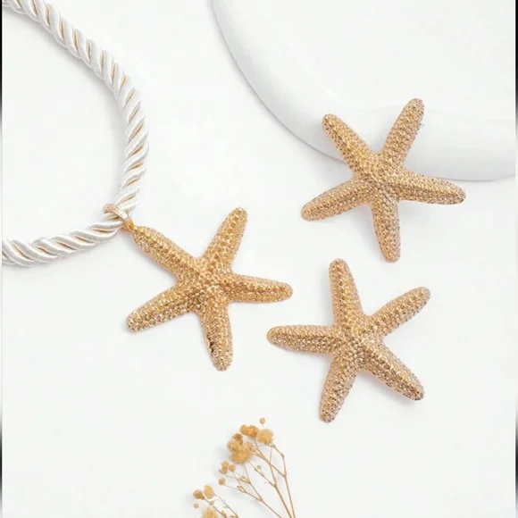 Starfish Corded Necklace and Earring Set - Picture 4 of 7